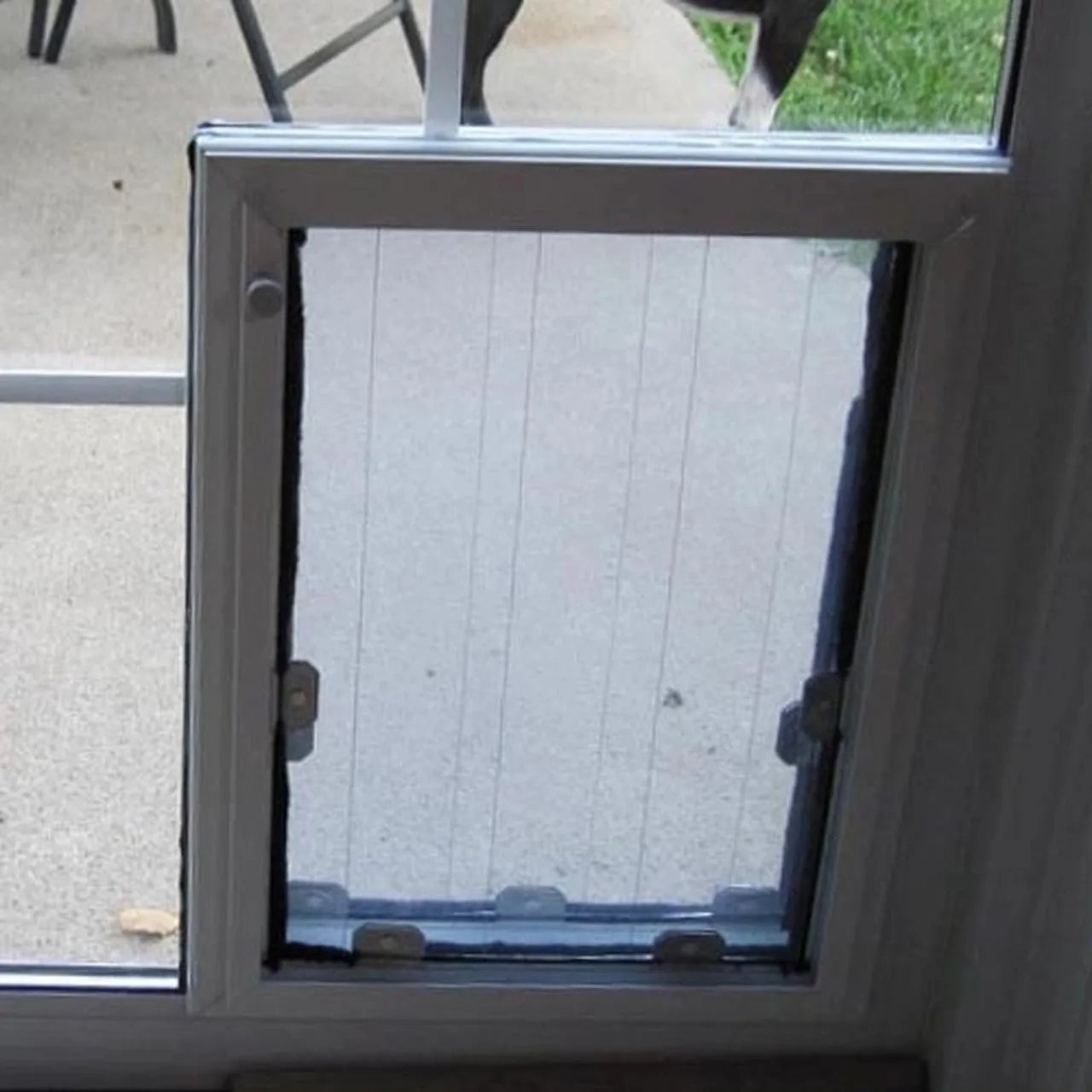 MaxSeal In-Glass Pet Door - Small (6" x 7.5") / Single Flap | OmniaPaws