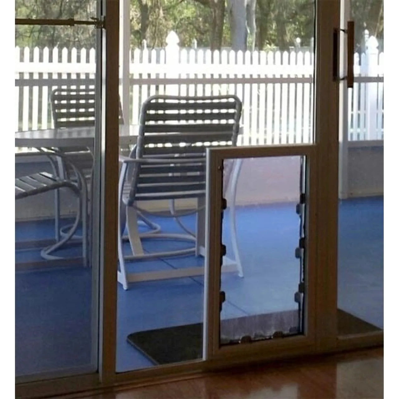 MaxSeal In-Glass Pet Door - Small (6" x 7.5") / Single Flap | OmniaPaws