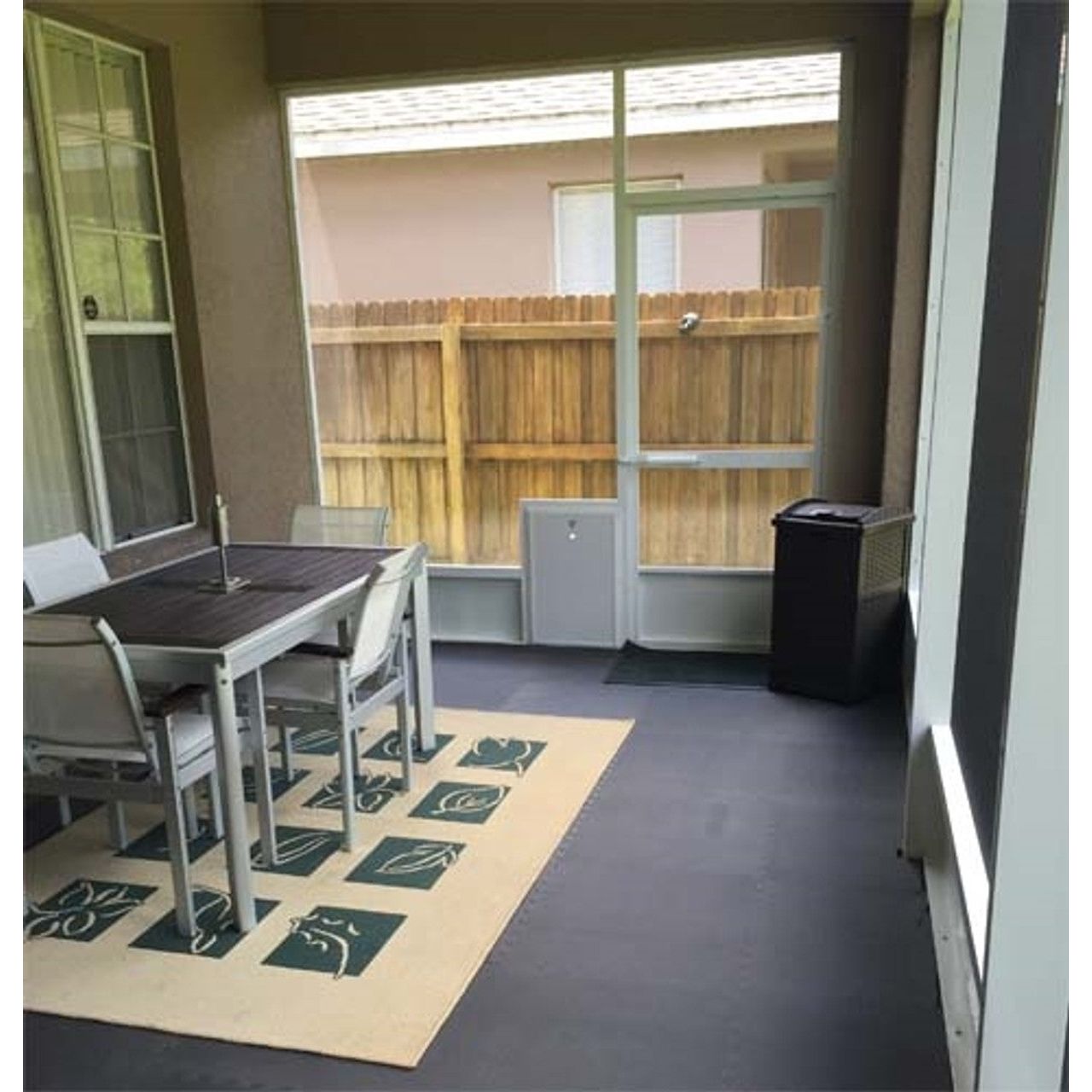 SB4 Pet Screen Door