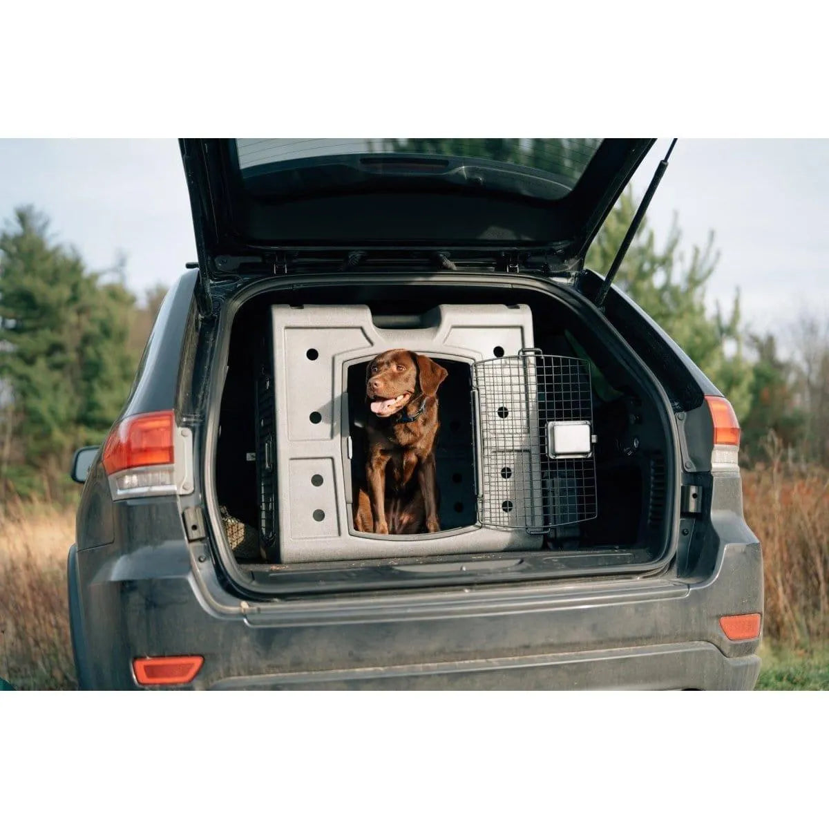 Dakota 283 2D Side Entry Kennel - Dark Granite / No Antimicrobial Protection | OmniaPaws