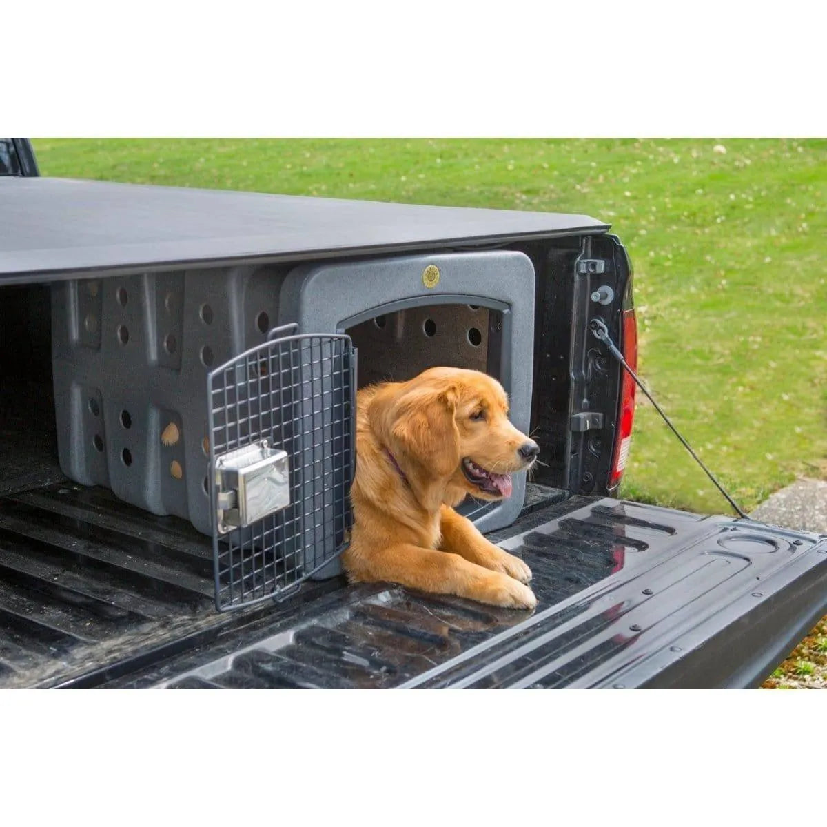 Dakota 283 T1 Low Profile Kennel - No Antimicrobial Protection / Coyote Granite | OmniaPaws