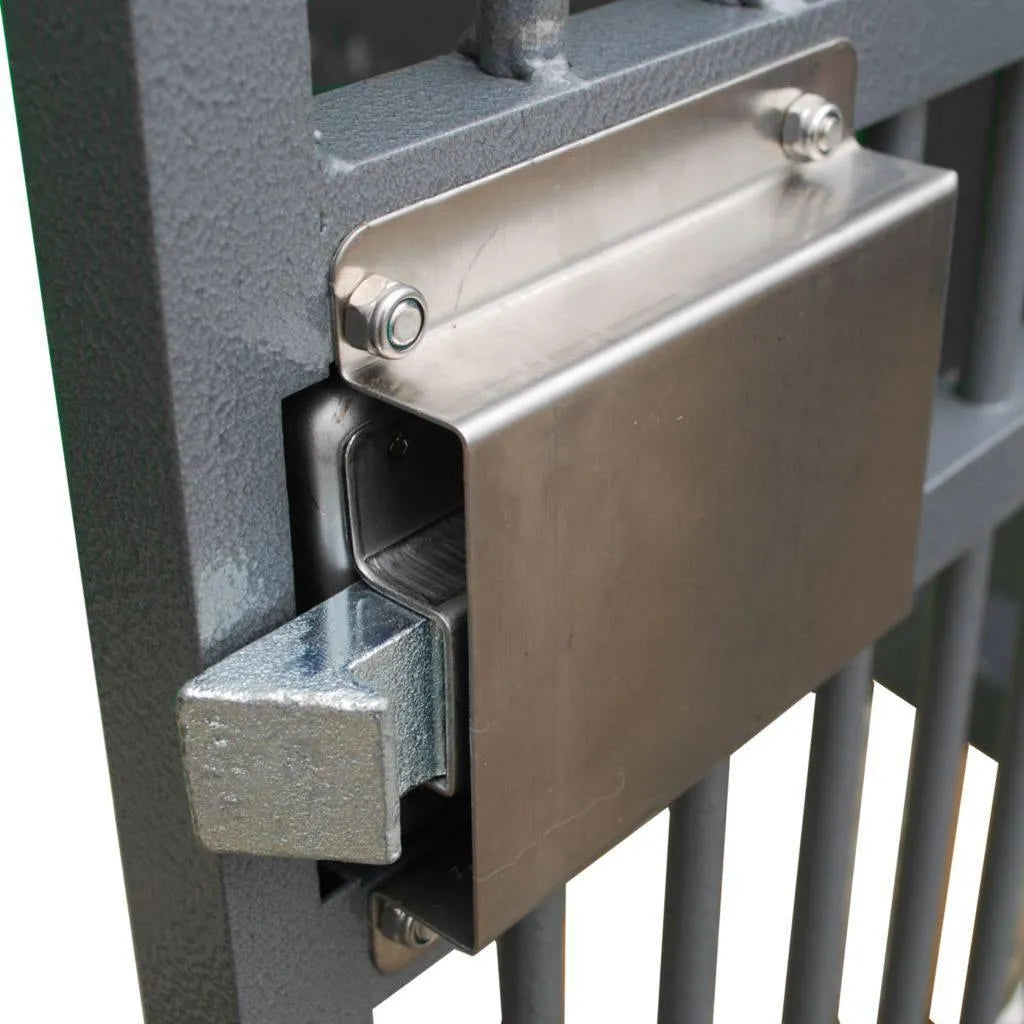 Zinger Lock Hardware Kit - Default Title | OmniaPaws